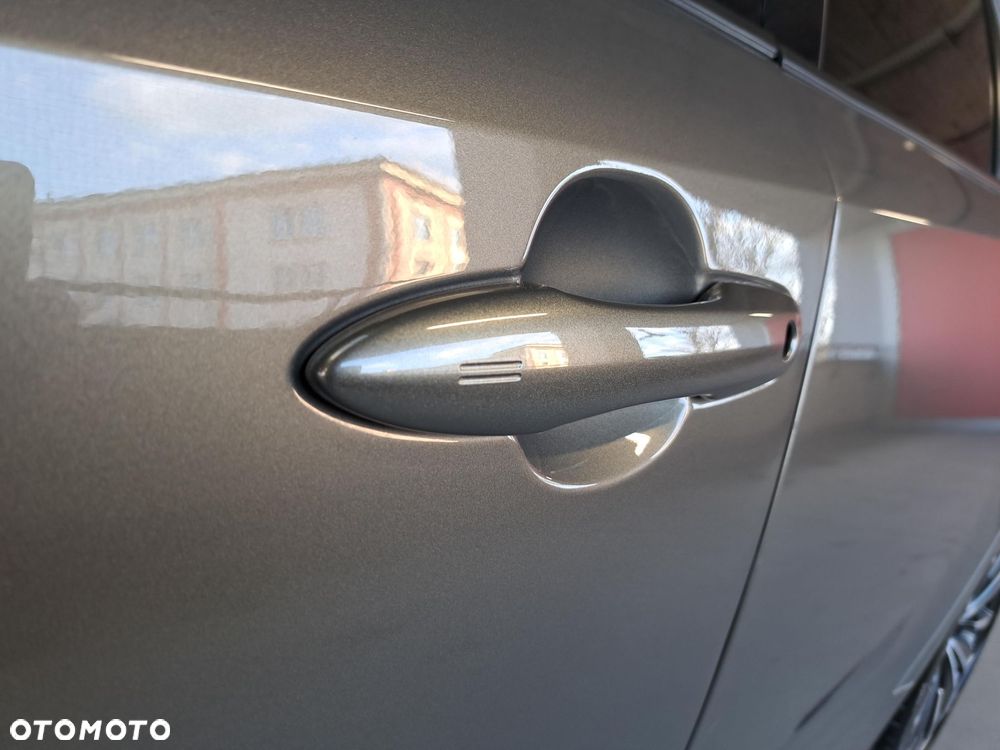 Toyota Corolla 1.8 Hybrid Style - 37