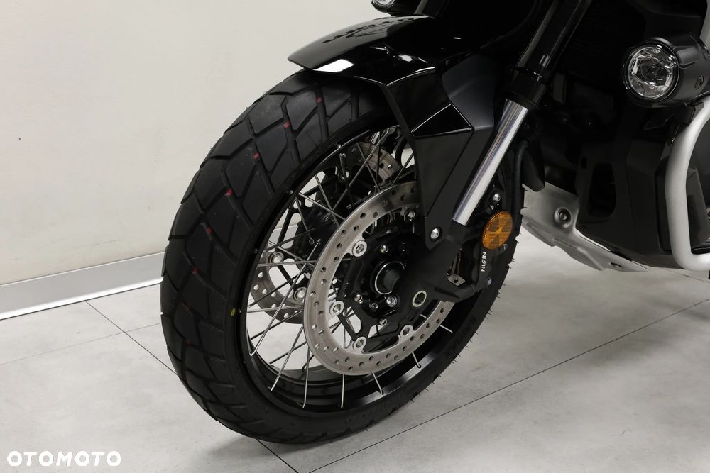 Honda X-ADV - 35
