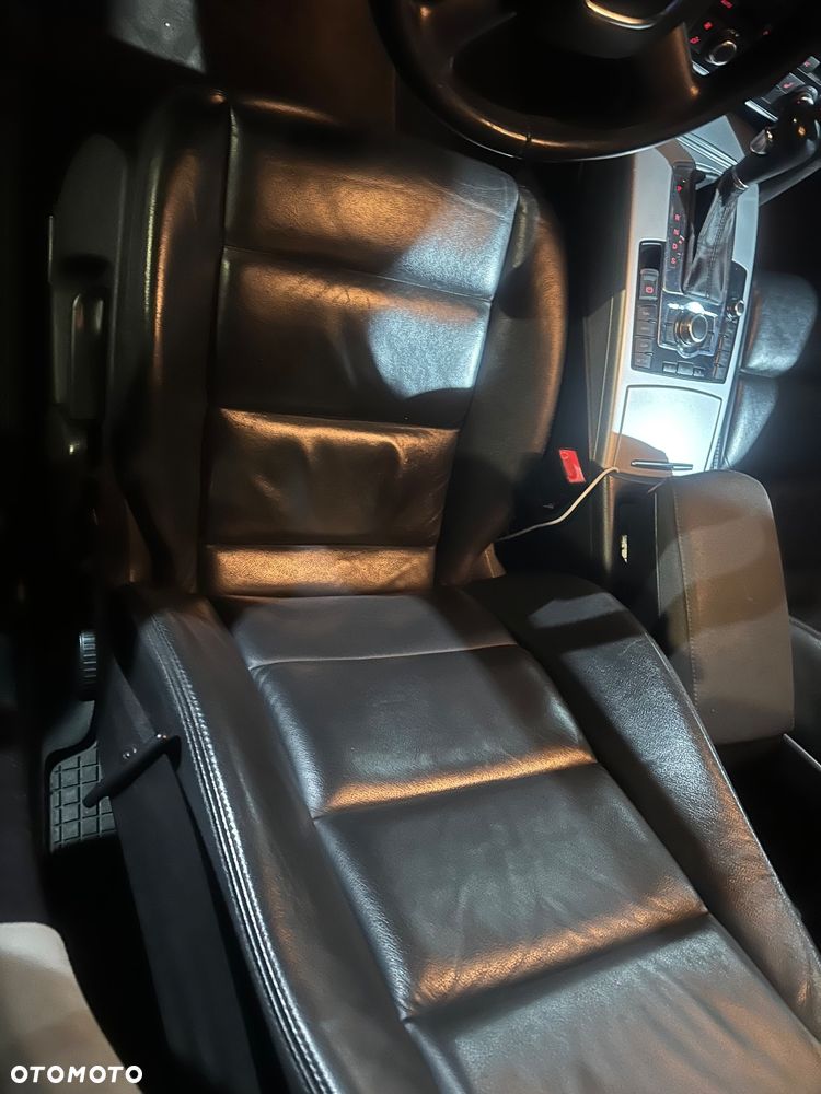 Audi A6 Allroad - 16