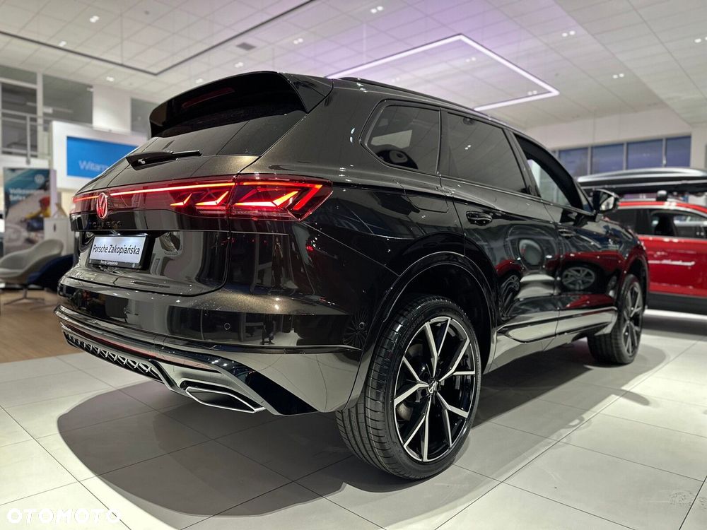 Volkswagen Touareg 3.0 V6 TDI 4Motion R-Line - 4