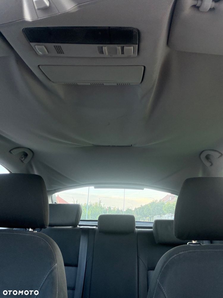 Skoda Octavia 1.6 Ambiente - 8