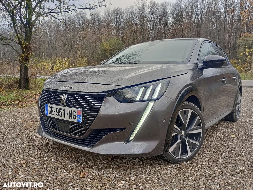 Peugeot 208 1.5 BlueHDi STT GT - 1