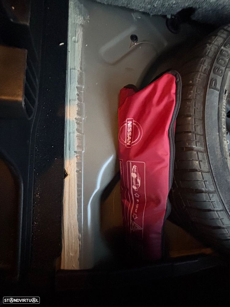 Nissan Qashqai 1.3 DIG-T N-Connecta J18 - 21