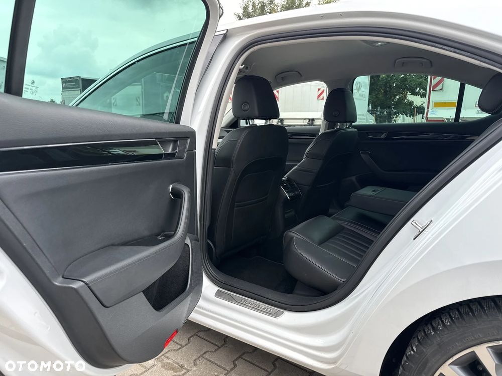 Skoda Superb 2.0 TSI L&K DSG - 15