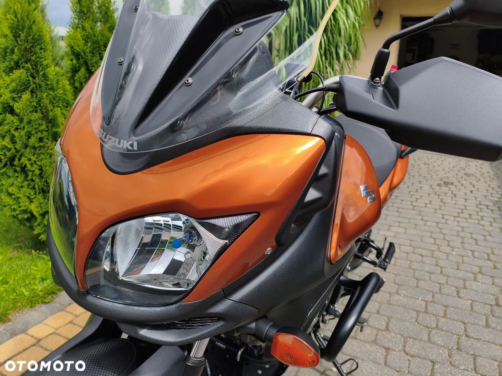 Suzuki V-STROM - 15