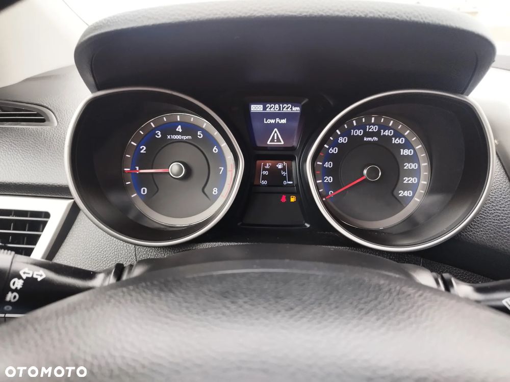 Hyundai i30 blue 1.4 Style - 37