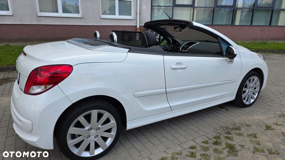 Peugeot 207 - 11
