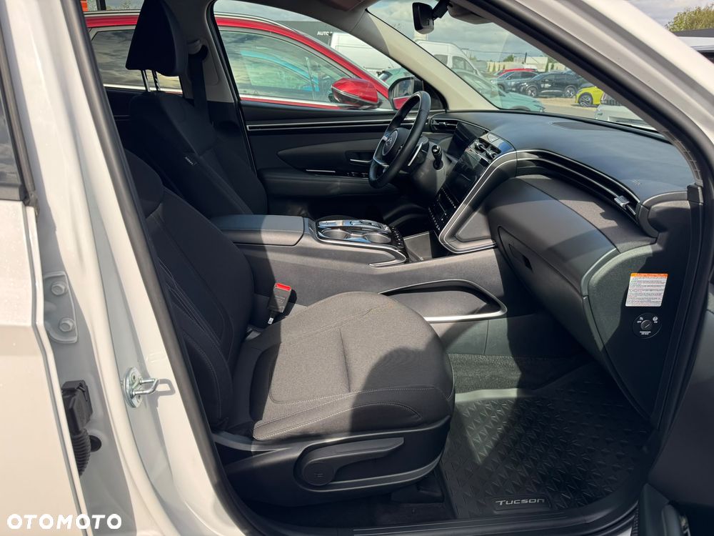 Hyundai Tucson 1.6 T-GDi HEV Platinum 2WD - 16
