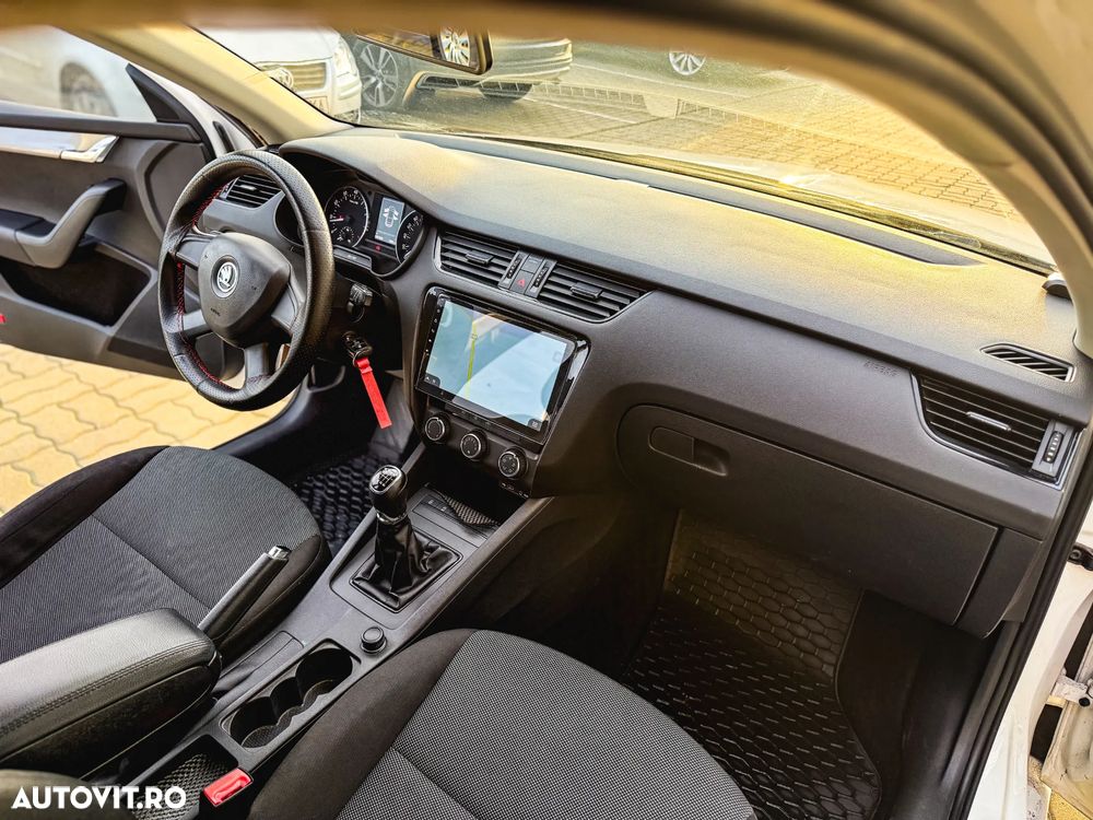 Skoda Octavia 1.2 TSI AMBITION - 13