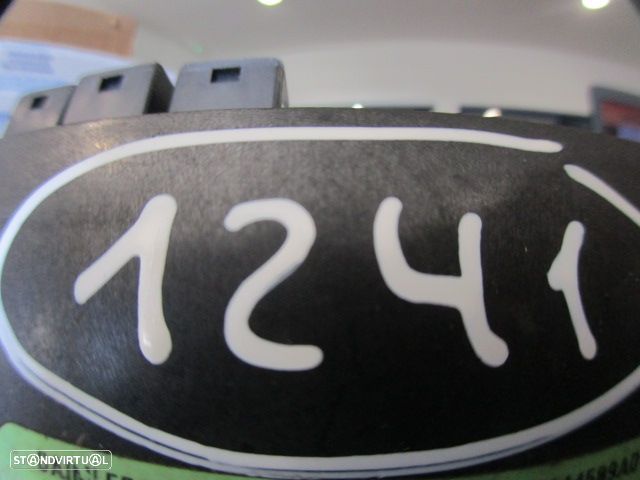 Caixa Fusiveis 05144509AD CHRYSLER GRAND VOYAGER 4 FASE 2 LONG 2006 2.8CRD 150CV 5P PRETO ORIGINAL - 5