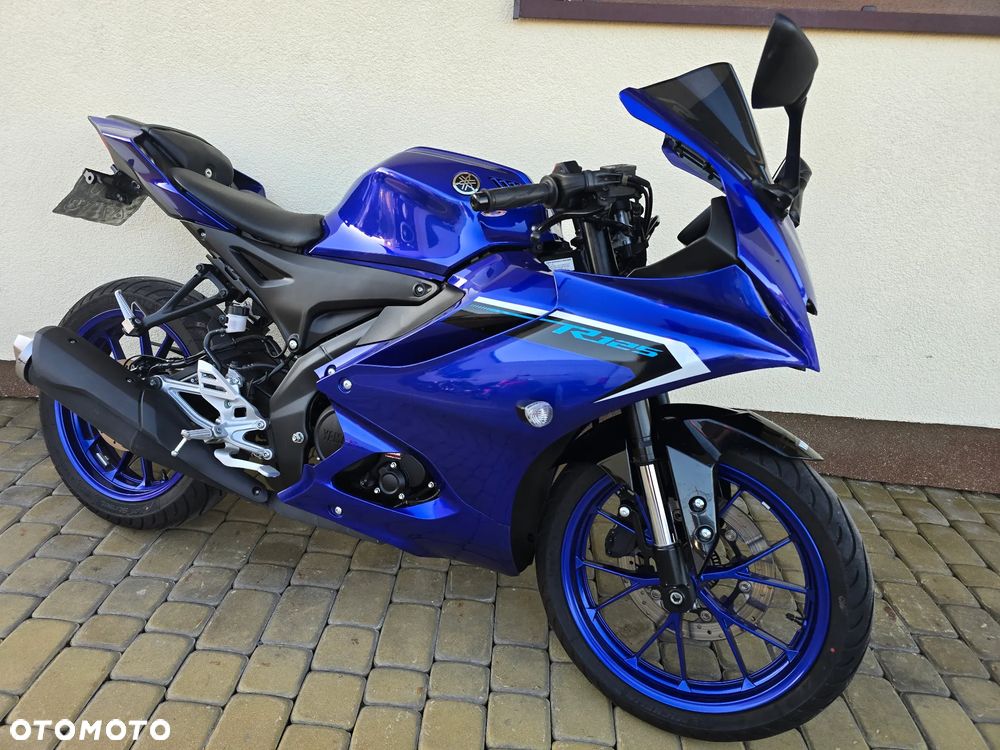 Yamaha YZF - 3