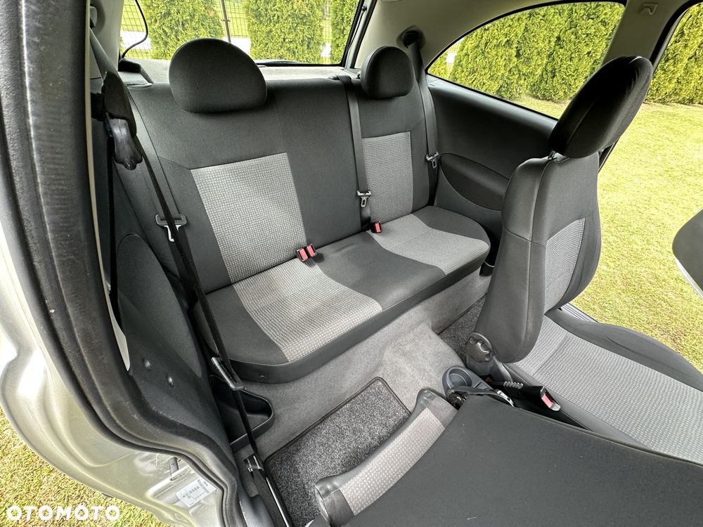 Opel Corsa - 16