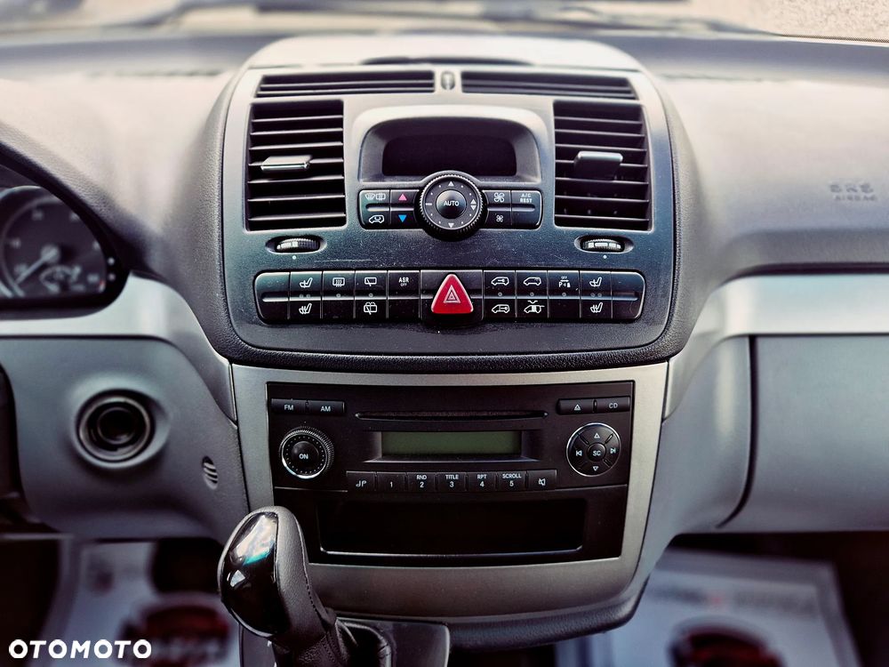 Mercedes-Benz VITO - 22
