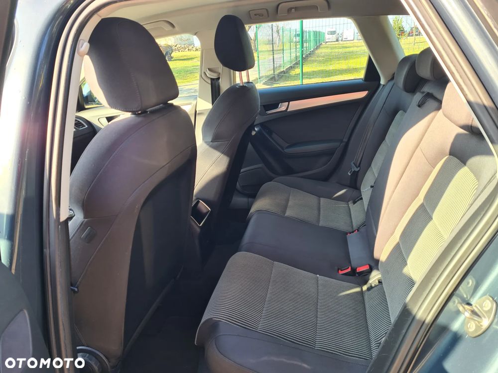 Audi A4 Avant - 10