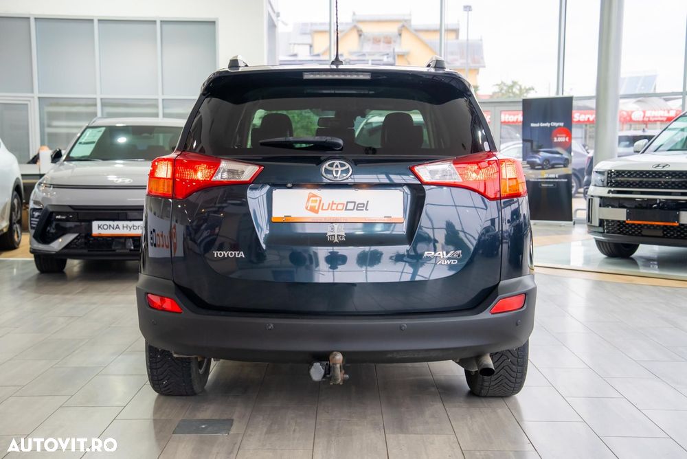 Toyota RAV4 - 9