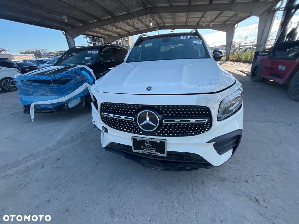 Mercedes-Benz GLB - 29