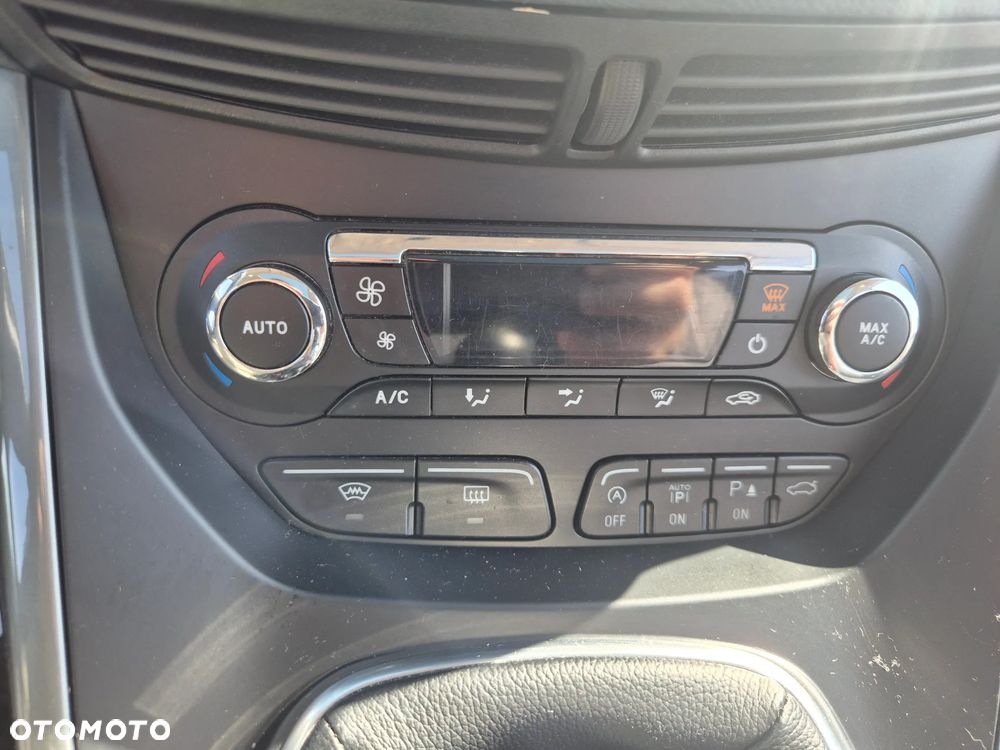 Ford C-MAX 1.6 TDCi Start-Stop-System Titanium - 23