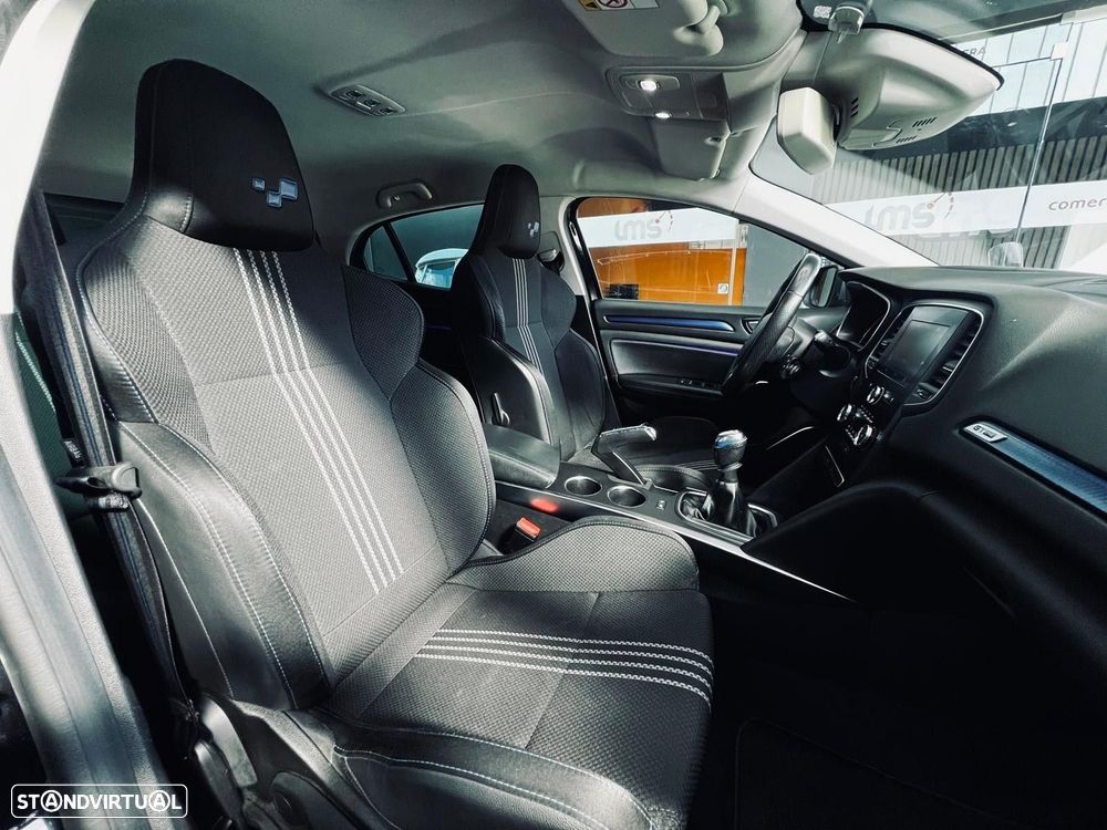 Renault Mégane 1.5 Blue dCi GT Line - 30