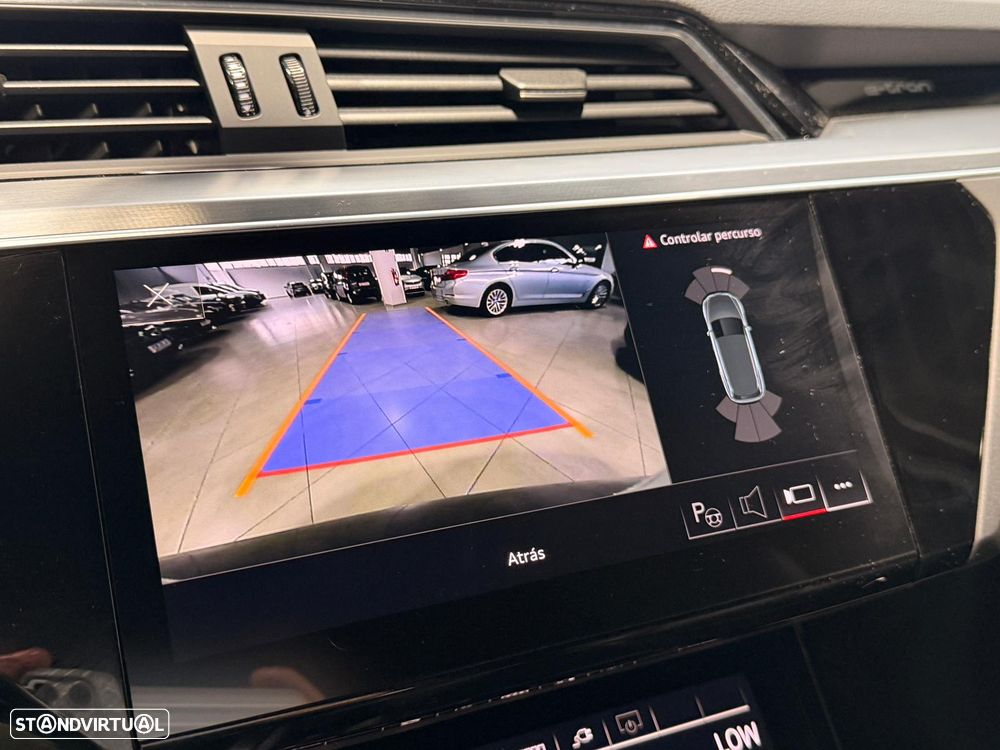 Audi e-tron 55 quattro S line - 24