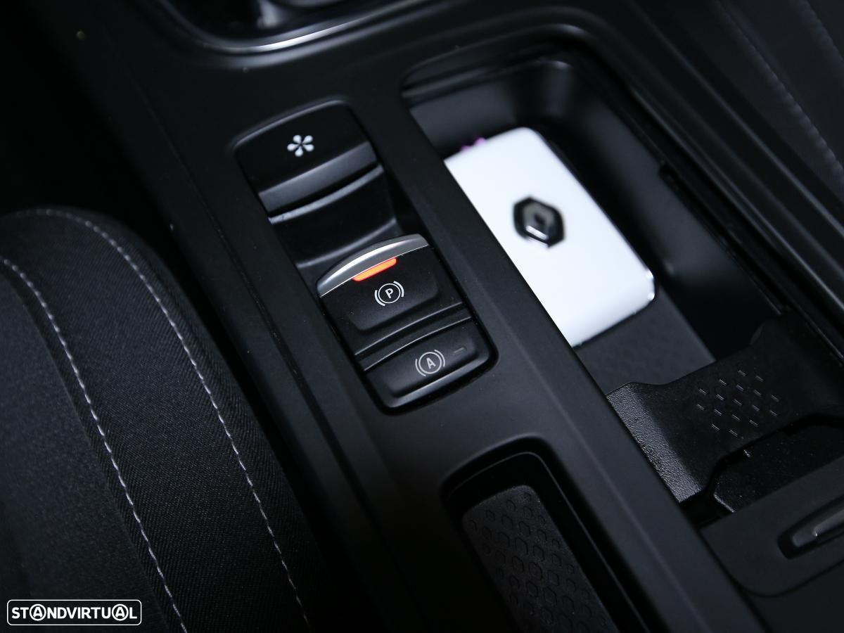Renault Mégane Sport Tourer 1.6 E-Tech Plug-In Limited - 23