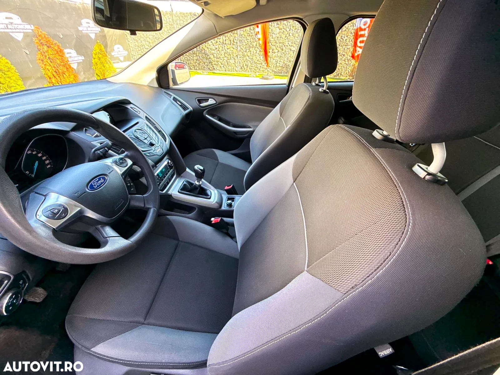 Ford Focus - 19