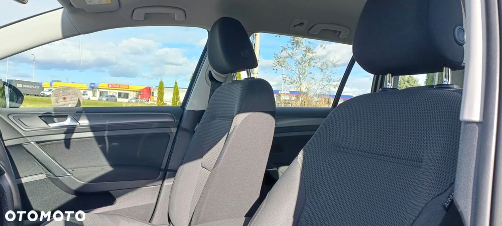 Volkswagen Golf VII 2.0 TDI BMT Highline DSG - 16