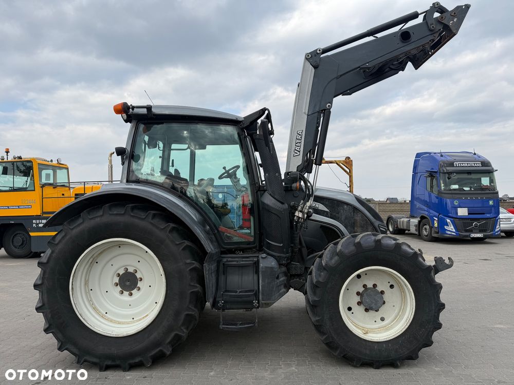 Valtra N174 - 6