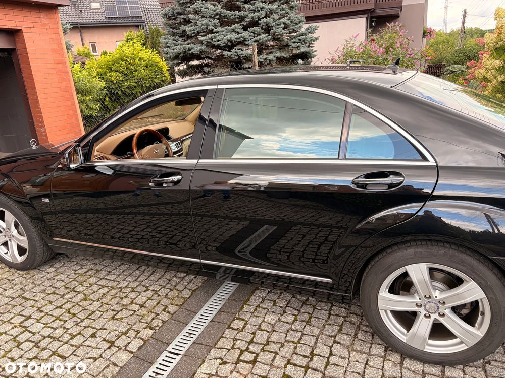 Mercedes-Benz S-Class 2009 photo 5