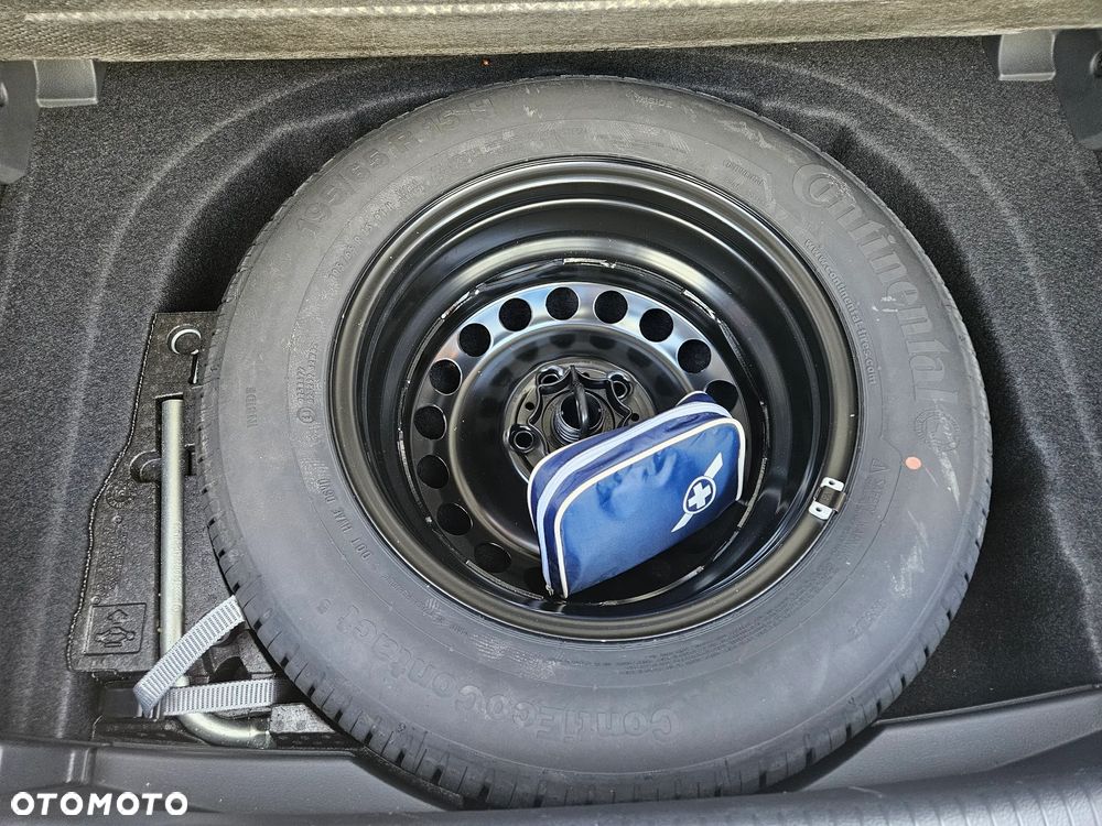 Volkswagen Golf 1.0 TSI Trendline - 33