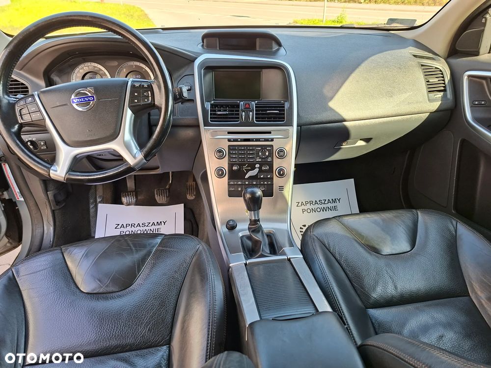 Volvo XC 60 D5 AWD Kinetic - 11