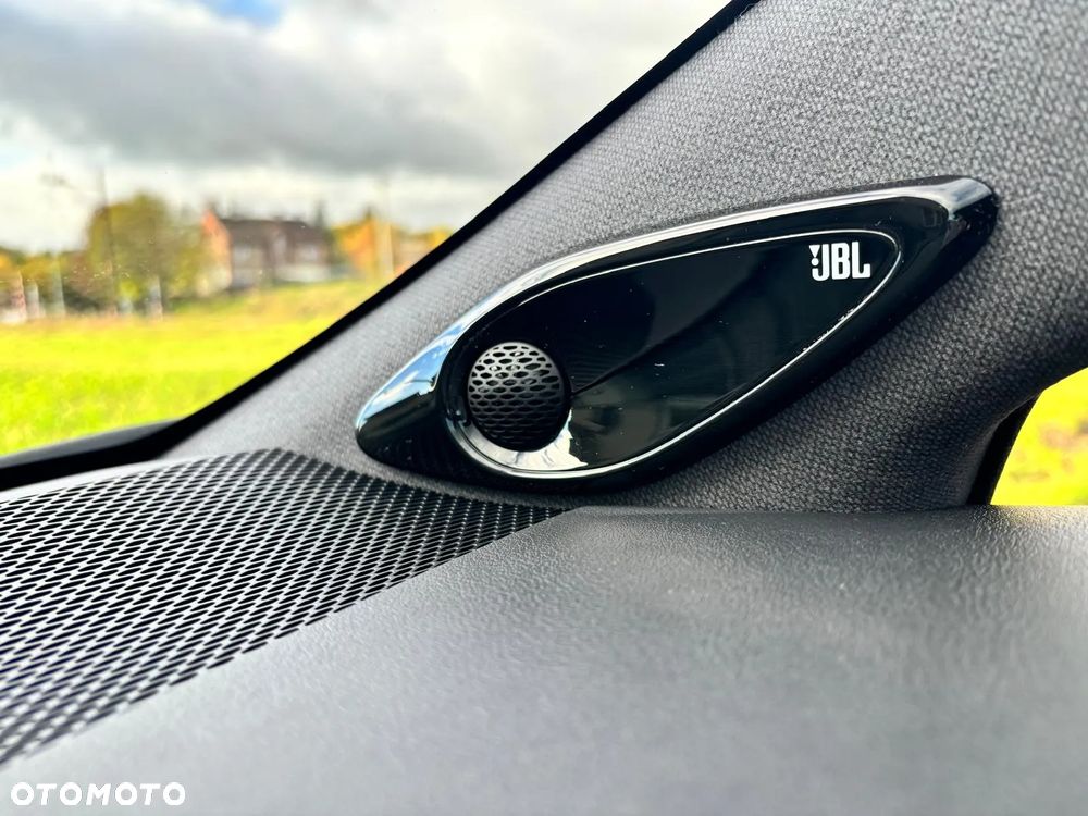 Toyota Corolla 1.8 Hybrid Business Edition - 6