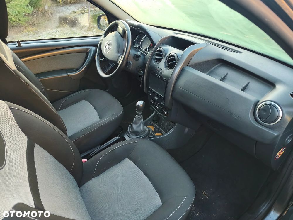 Dacia Duster 1.2 TCe Prestige S&S EU6 - 13