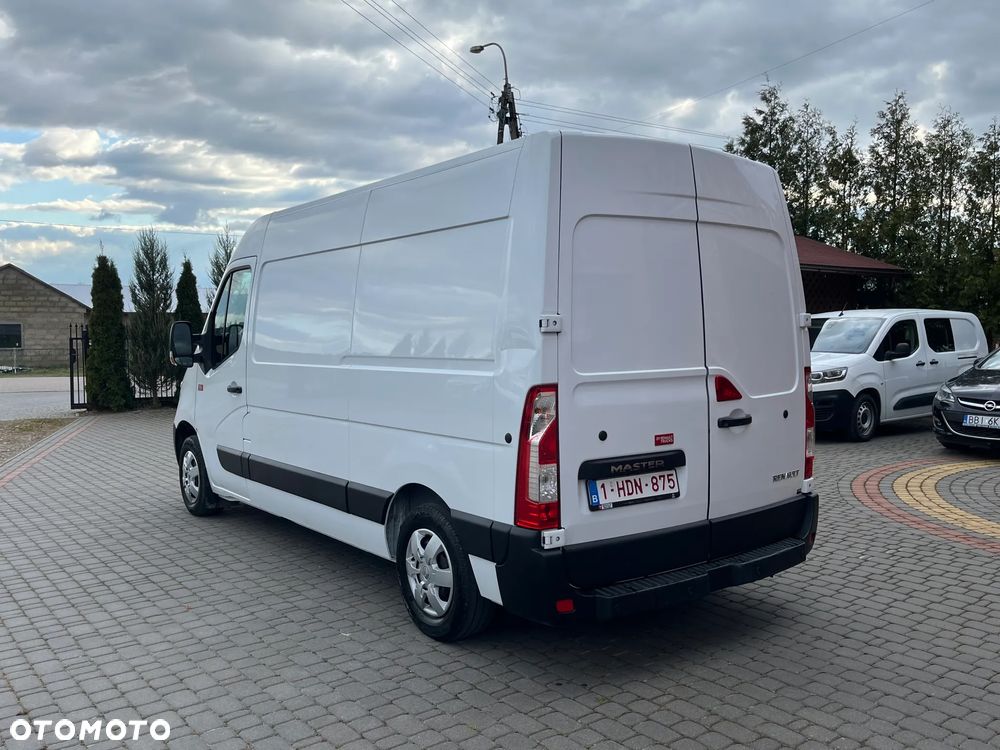 Renault Master 3 - 5