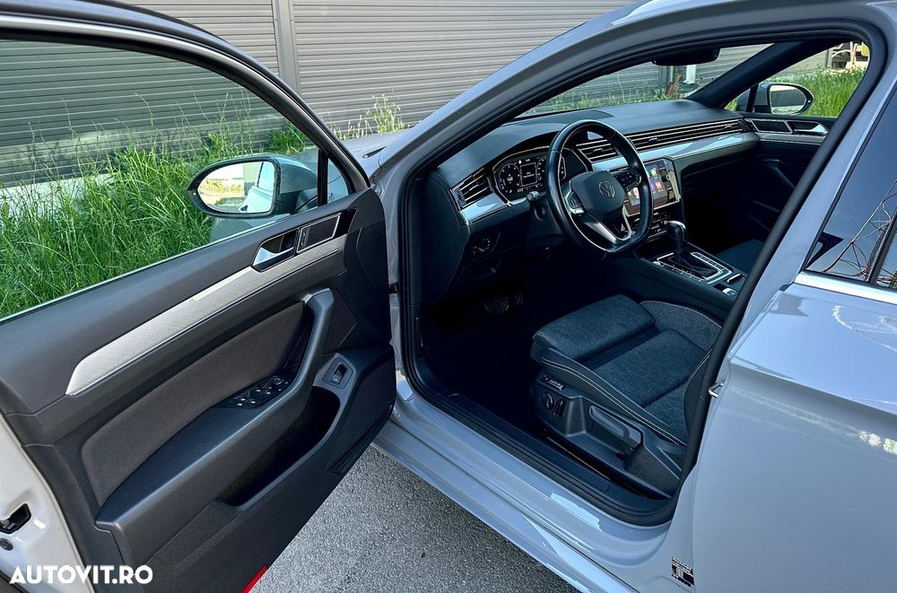 Volkswagen Passat 2.0 TDI DSG Business - 29