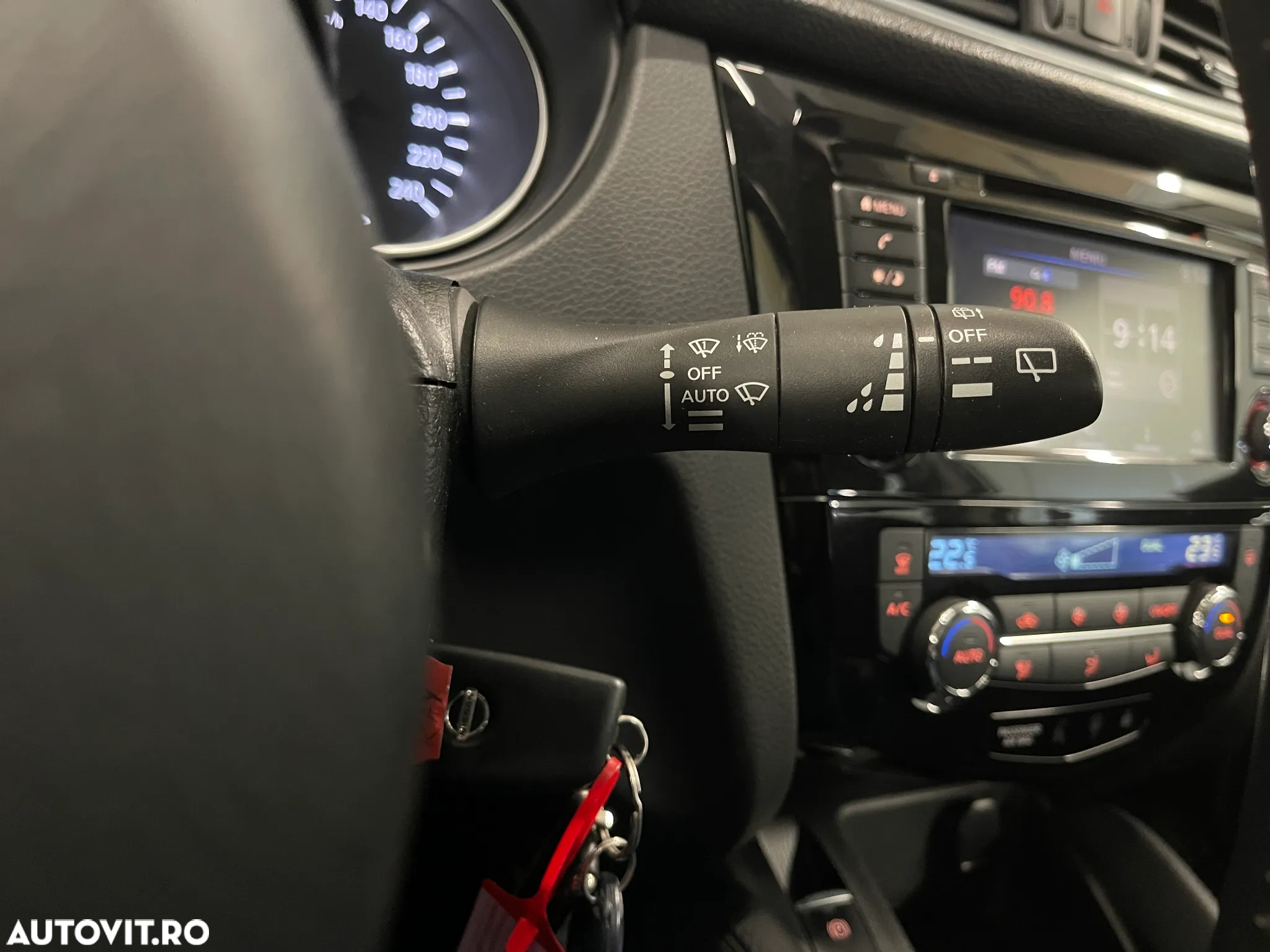 Nissan Qashqai 1.7D 150CP ALL MODE 4X4-I Tekna - 21