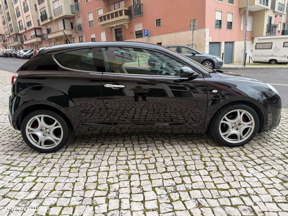 Alfa Romeo MiTo 1.3 JTD Distinctive S&S - 4