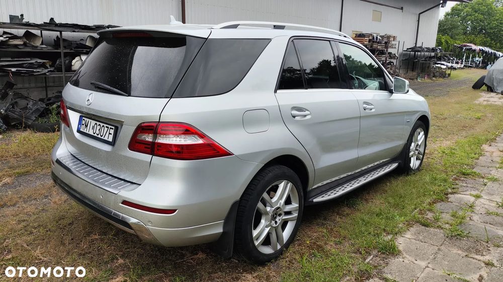 Mercedes-Benz ML 250 BlueTEC 4-Matic - 5
