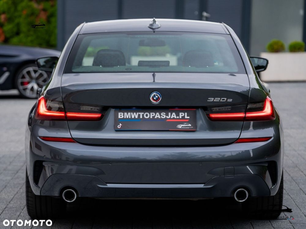 BMW Seria 3 - 6