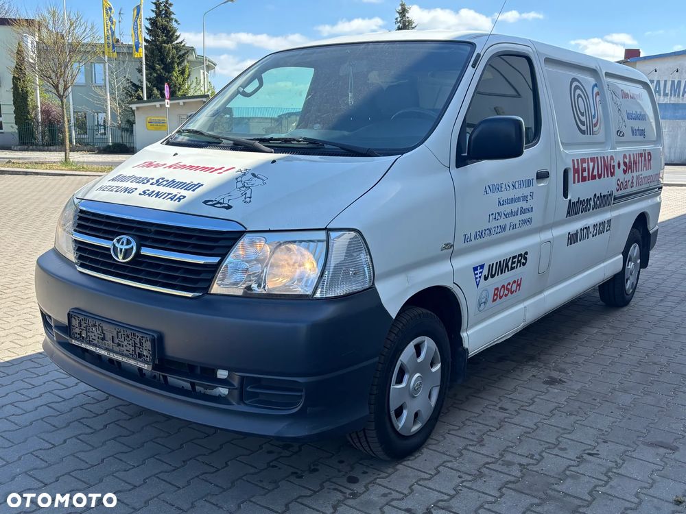Toyota HIACE - 2