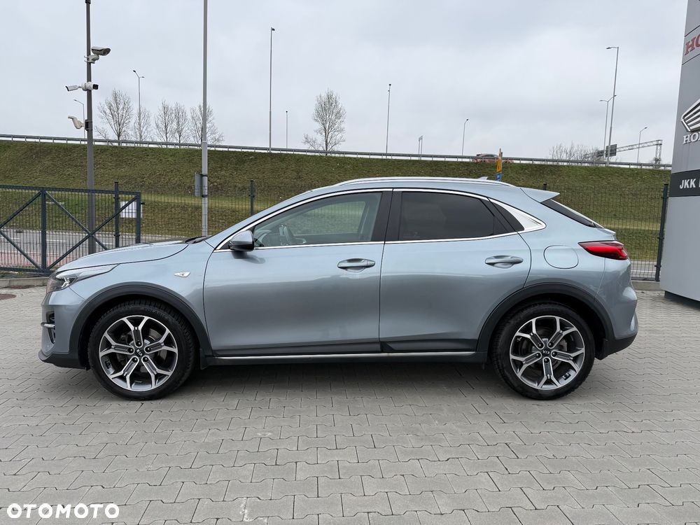 Kia XCeed 1.4 T-GDI M - 13