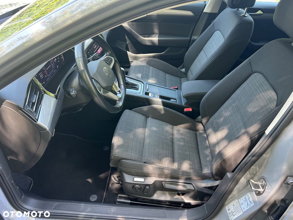 Volkswagen Passat Variant 1.5 TSI EVO Business DSG - 14