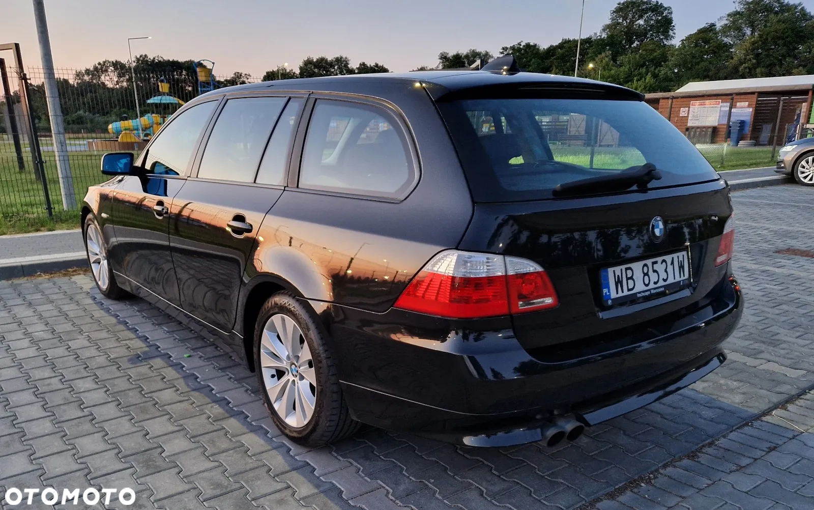 BMW Seria 5 545i - 2