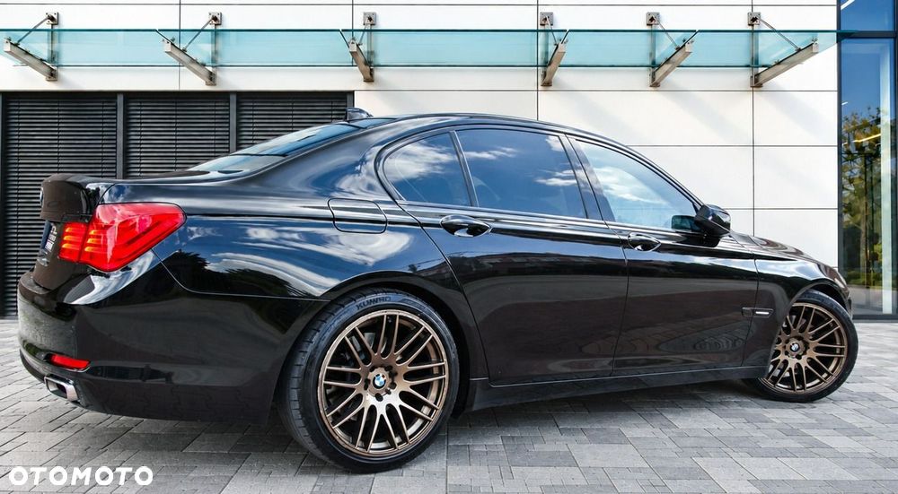 BMW Seria 7 2010