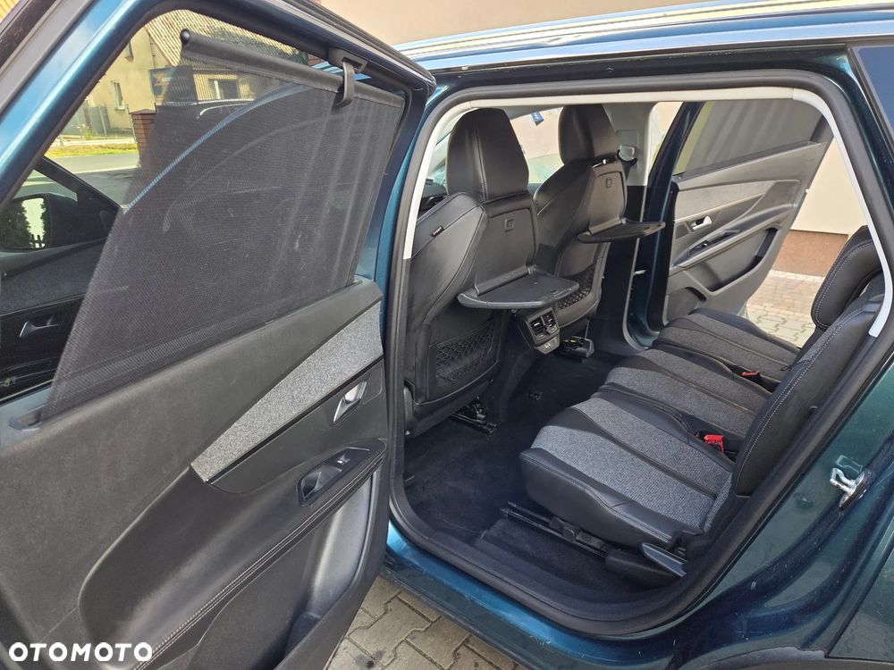 Peugeot 5008 - 19
