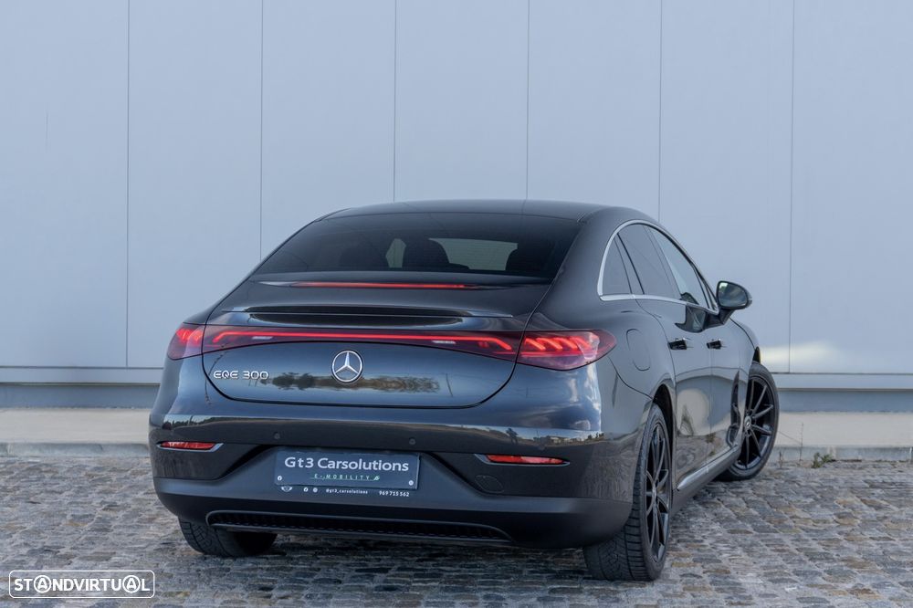 Mercedes-Benz EQE 300 Electric Art - 9