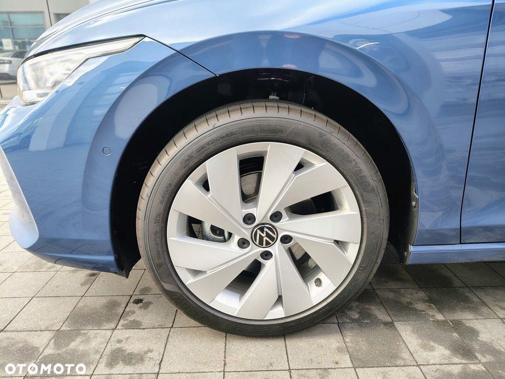 Volkswagen Golf Variant - 10