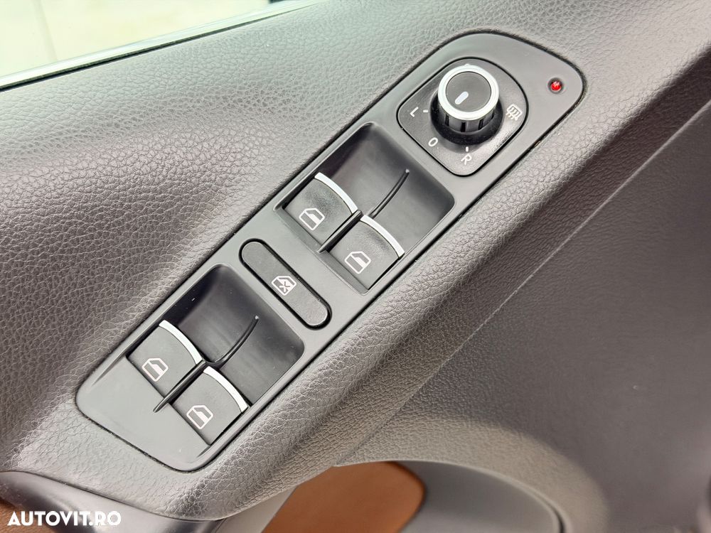 Volkswagen Tiguan 2.0 TDI DPF BMT Sport&Style - 30