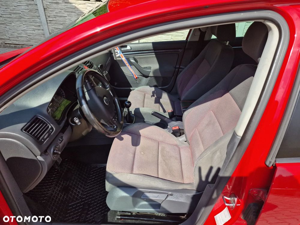 Volkswagen Golf 2.0 TDI DPF GT Sport - 12