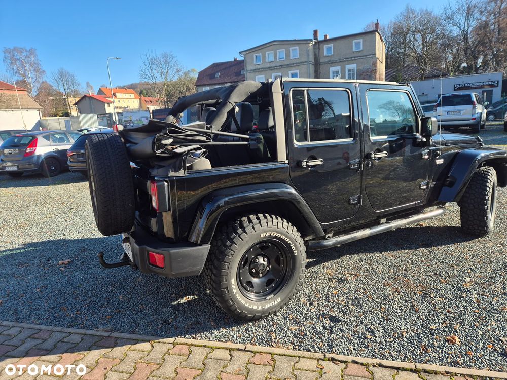 Jeep Wrangler 2.8 CRD Unlim Black Edition II - 18