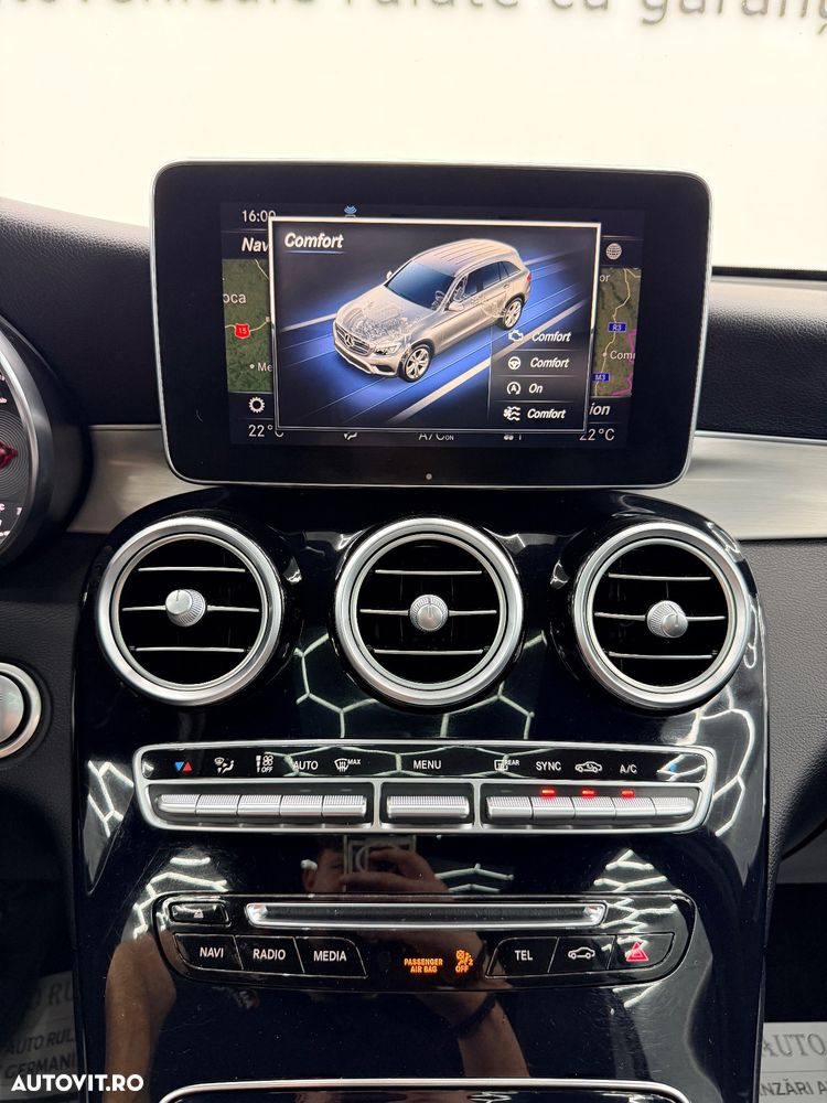 Mercedes-Benz GLC 250 4Matic 9G-TRONIC AMG Line - 36